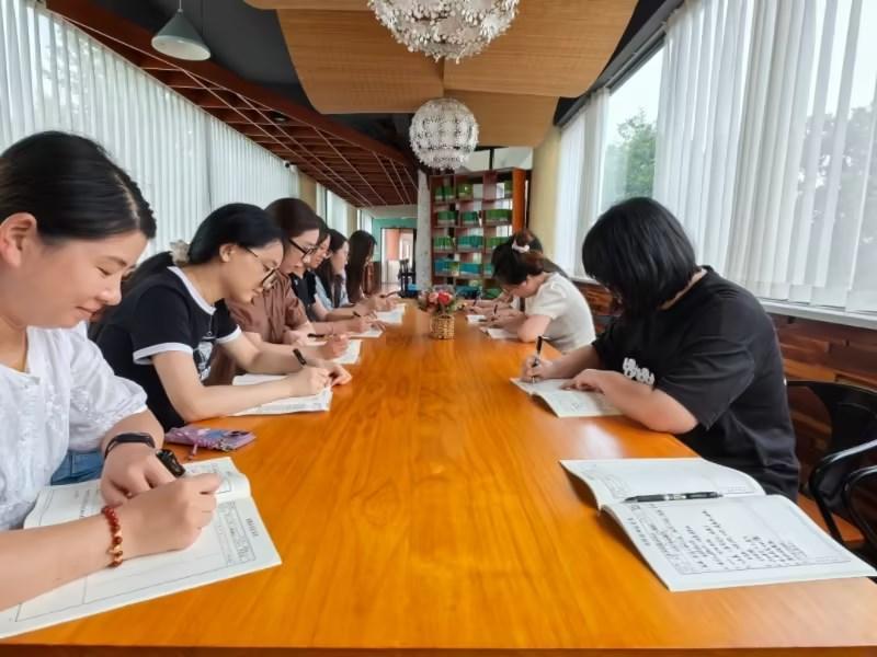 ab723f6db2e2bc9d5648e30d046e3923_compress.jpg ab723f6db2e2bc9d5648e30d046e3923_compress.jpg