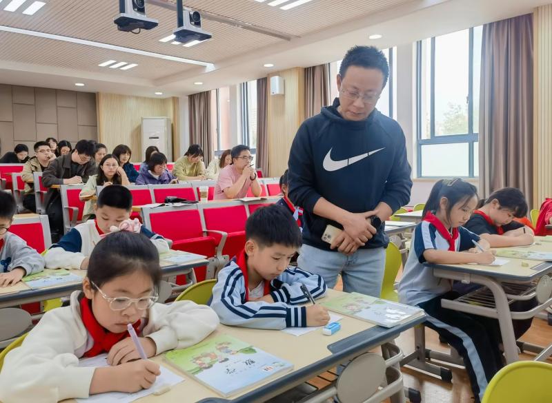 b78376a1523c24b860120494d5304781_compress.jpg b78376a1523c24b860120494d5304781_compress.jpg