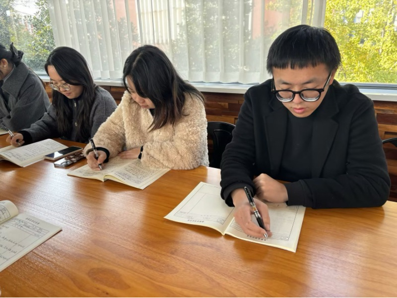 图片2.png 图片2.png