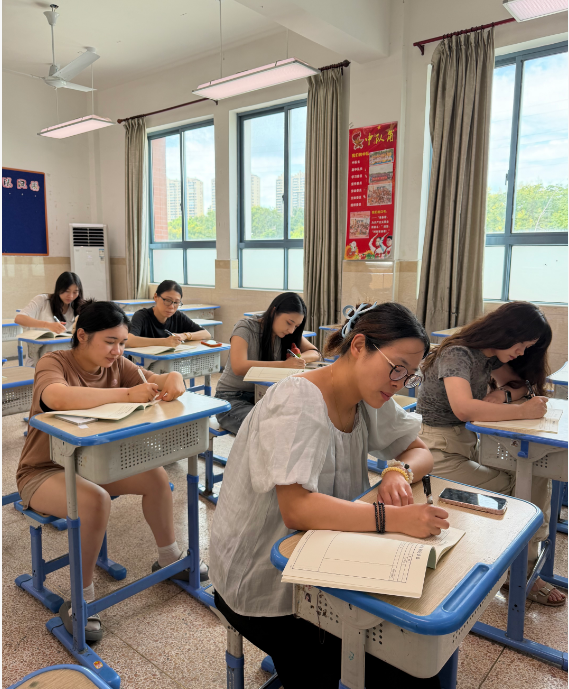 企业微信截图_17879850029581.png 企业微信截图_17879850029581.png